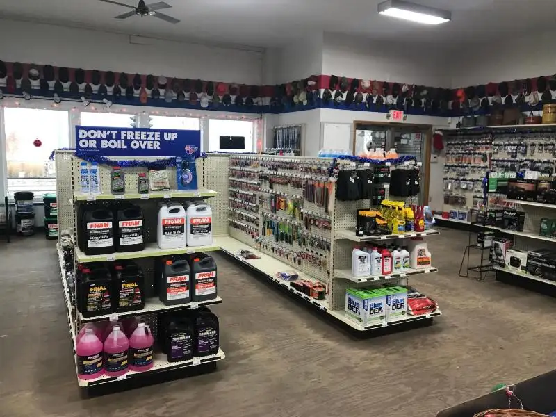 Prime Auto Parts Store with Excellent Location on High Traffic State Hwy 13 and 182