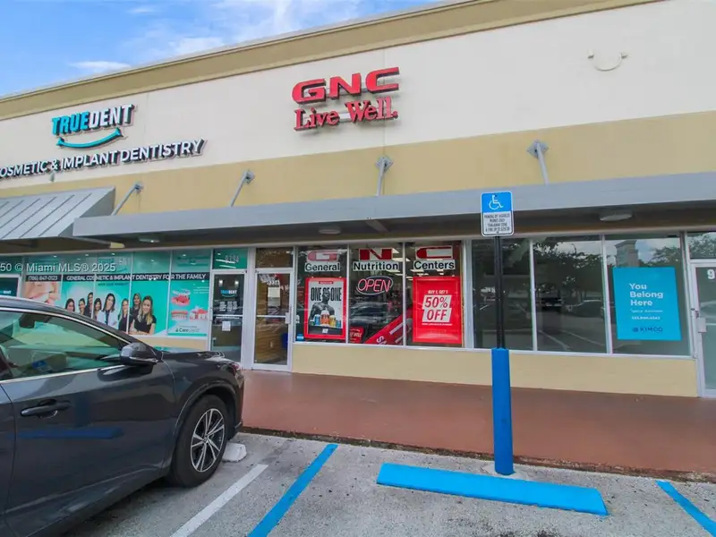 Turn-key Gnc Franchise for Sale in Prime South Miami Location