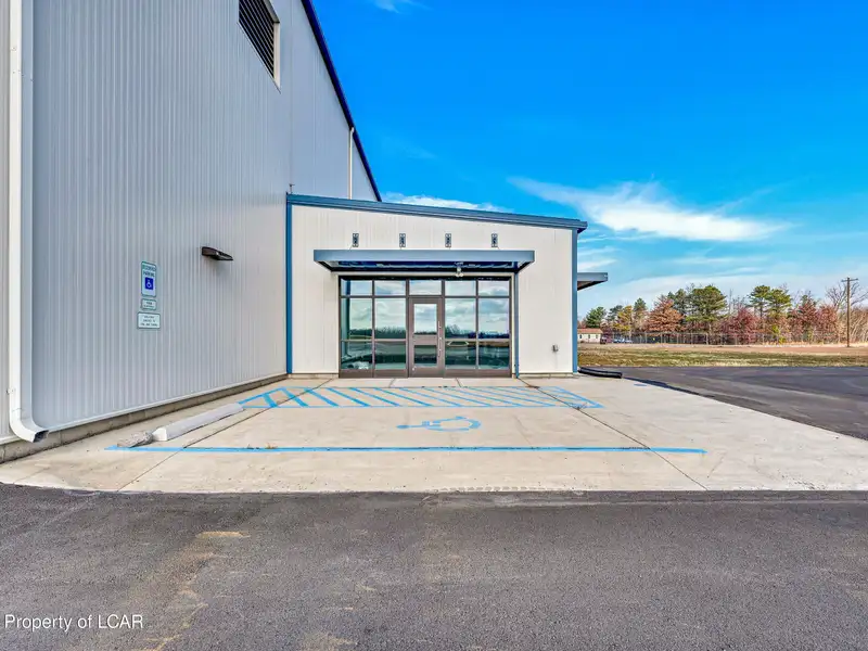 16,000 Sq Ft Hangar for Sale or Lease at Hazleton Regional Airport