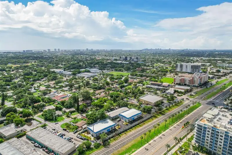 10,000 Sq Ft Warehouse Space for Lease in Pompano Beach, B-4 Commercial Zoning
