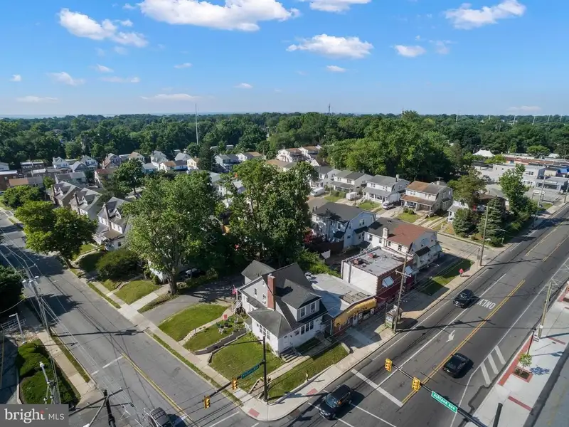 Established Bar and Liquor License for Sale in Glenolden, Pa
