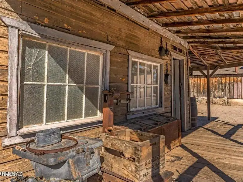 Unique Old West Movie Set and Museum in Gammons Gulch
