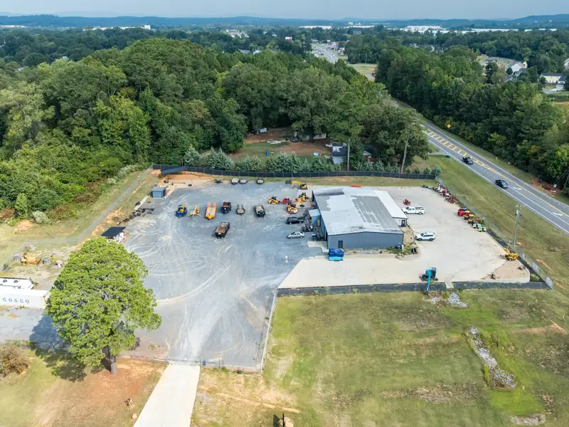 Versatile 8,000 Sf Industrial Facility on 5 Acres with Prime Hwy 41 Frontage
