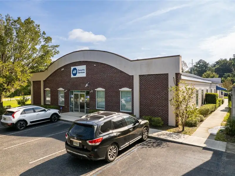 Commercial Investment Property in Gainesville, Fl with Long-term Tenant and Expansion Lot