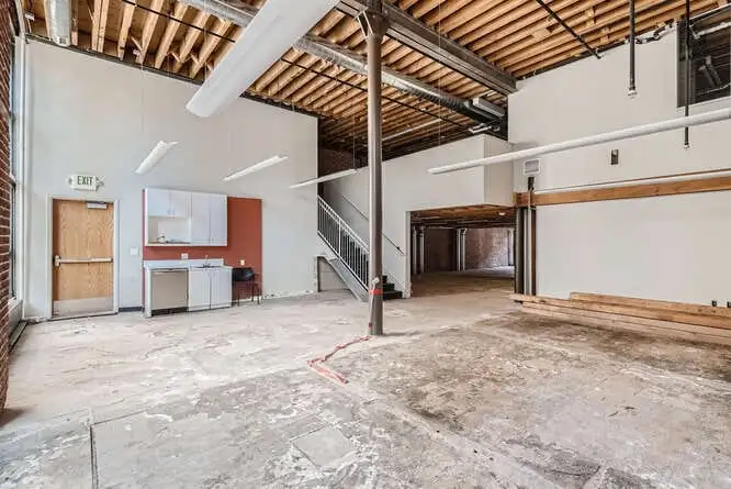 Versatile Office/retail Space for Lease in Iconic Kessler Erlich Building, Lodo