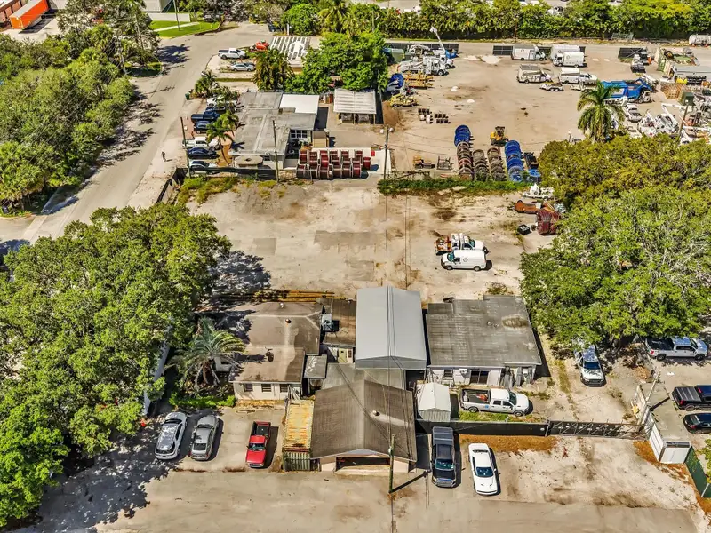 Commercial Property with Office Space and Residential Unit in Industrial Area