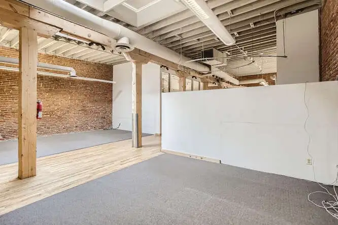 Historic Office/retail Building in Lodo, Denver - 11,012 Sq Ft with Leased Retail Space