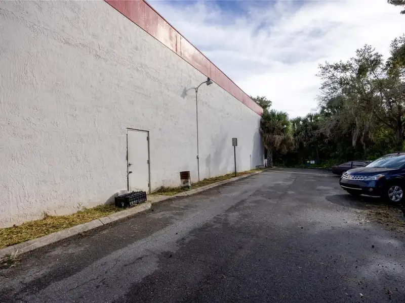 Prime Automotive Facility on Us 17/92 in Longwood, Fl - 9,700 Sq Ft