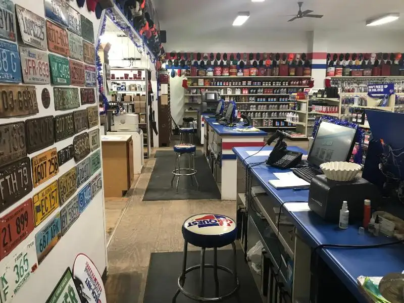 Prime Auto Parts Store with Excellent Location on High Traffic State Hwy 13 and 182