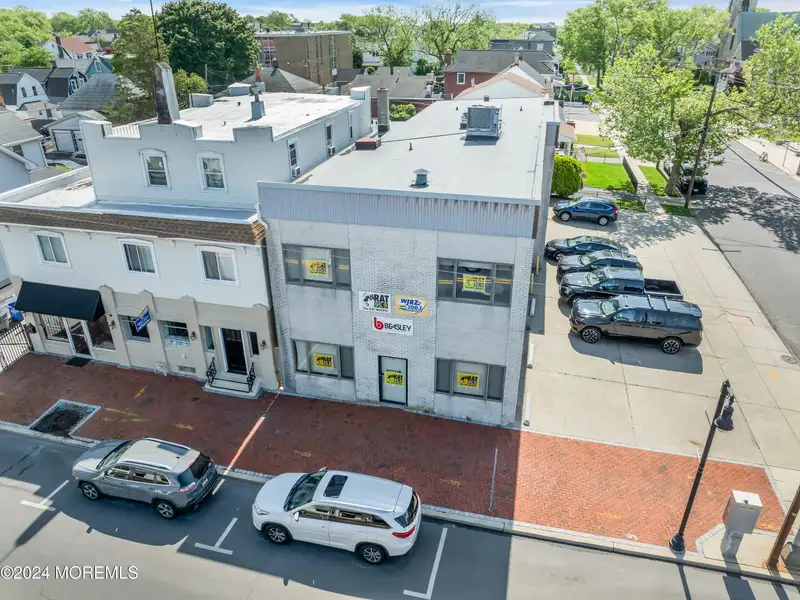 Versatile Commercial Lease in Prime Belmar Location, 5,000 Sq. Ft. Total Available