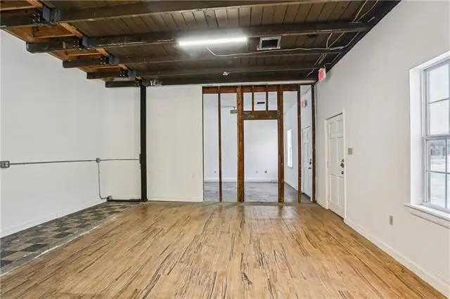 Uptown Commercial Space with Outdoor Patio and Parking - 1844 Sf White Box Ready