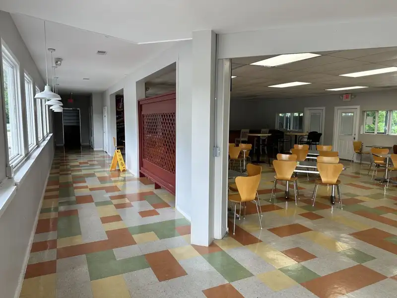 Commercial Restaurant with Rv Hookups and Additional Lot Near I-40 Exit 152