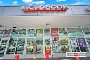 Modern Retail Plaza with 6.85% Noi in Miami Gardens, Fl - Icon Plaza