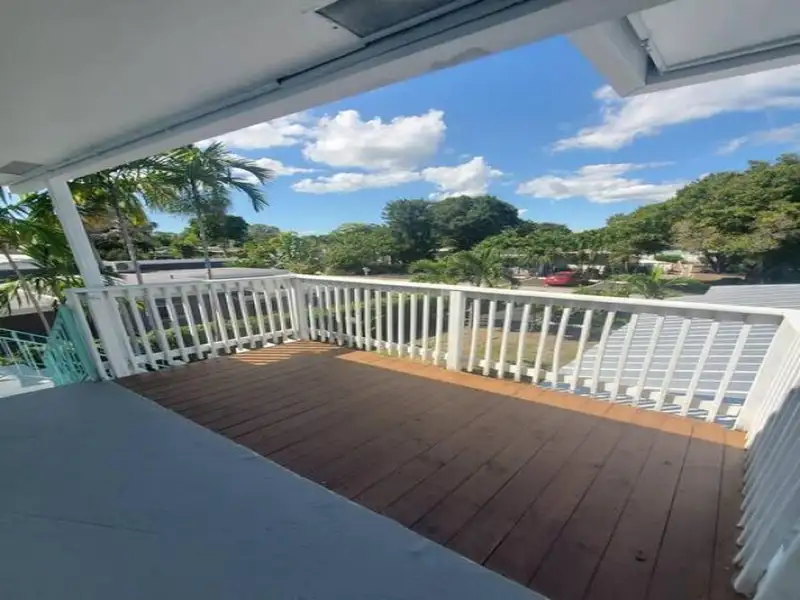 Turnkey 6-unit Airbnb Property in Prime Wilton Manors - Fully Renovated and Furnished