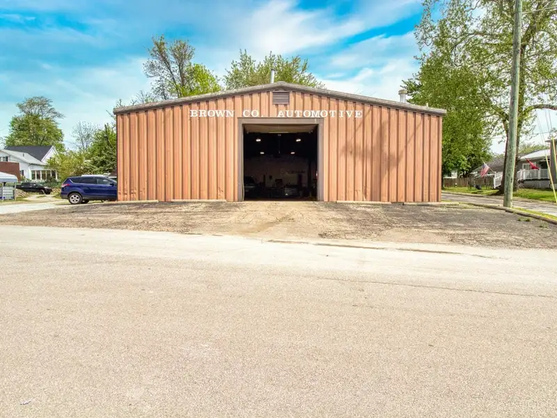 Turnkey Auto Mechanic Business with Multiple Buildings in Mt. Orab