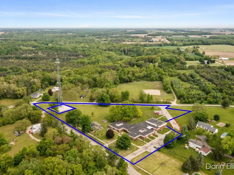 Versatile 15,000+ Sq Ft Mixed-use Building with Apartments and Office Spaces
