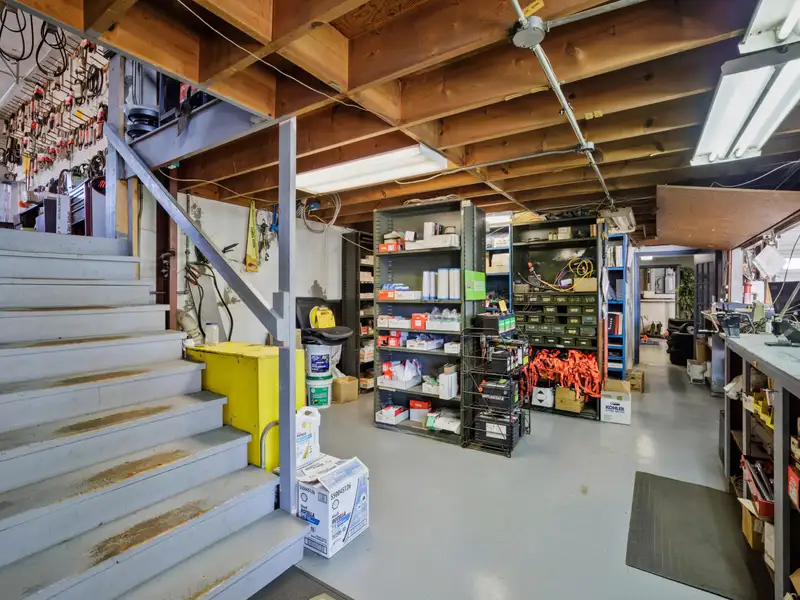 Versatile 9,940 Sq Ft Mixed-use Building on Congress Street, New Market, Shenandoah Valley