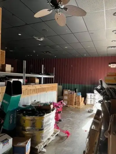 Established Truck Stop and Convenience Store with Restaurant in High-traffic Location