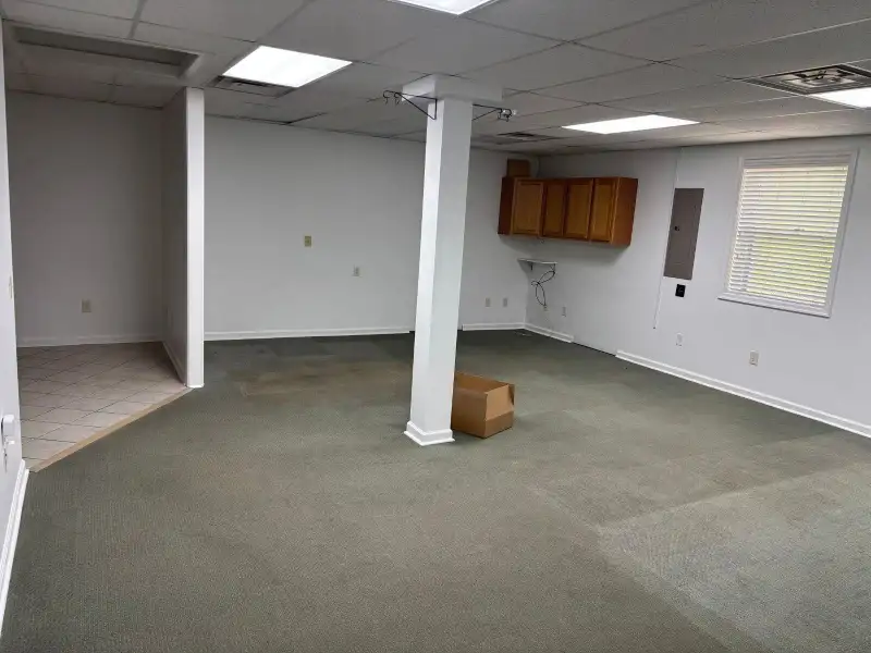 Versatile 2,150 Sq Ft Commercial Space in Prime General Business Location