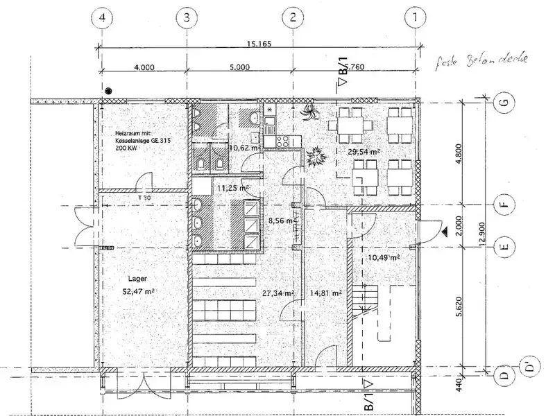 Commercial Complex with Production Hall and Renovation Potential in Prime Location