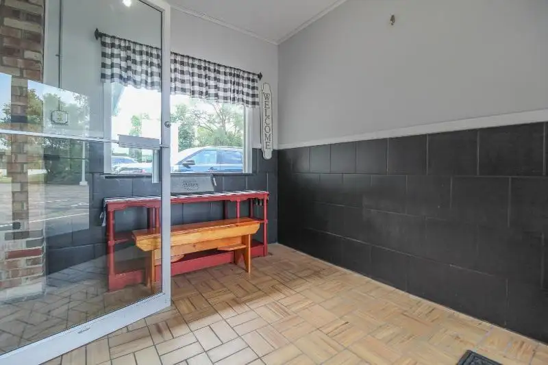 Turn-key Restaurant Building on 1.58 Acres with Ample Parking and Kitchen Facilities
