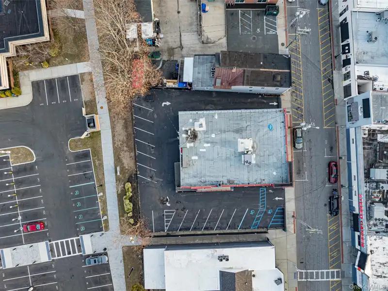 Brand-new Medical Building in Prime Location with State-of-the-art Facilities