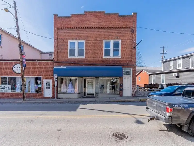Multi-purpose Investment Building with Storefront, Venue, and Apartments in Petersburg, Wv