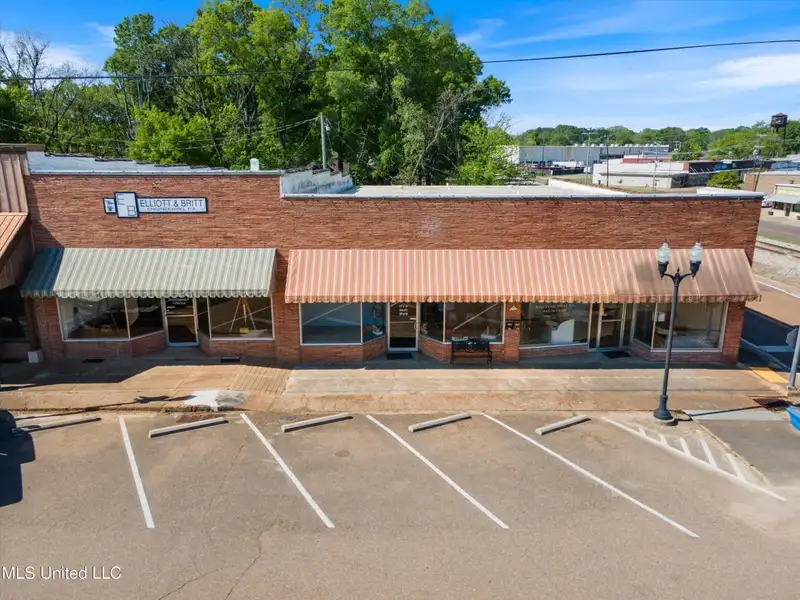 Commercial Property for Sale on Historic Batesville Town Square