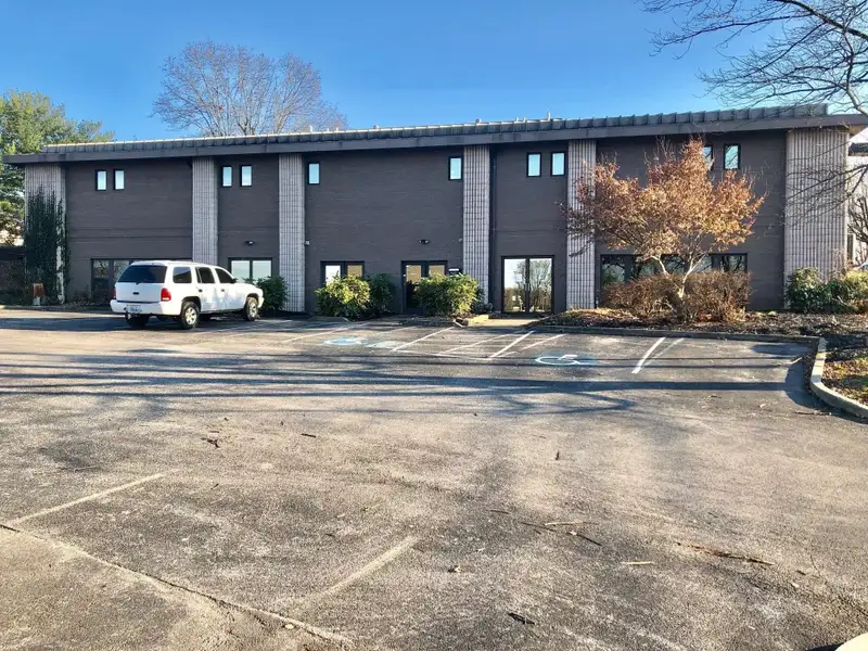 Medical Office for Sale Near Lake Cumberland Regional Hospital with 16 Exam Rooms