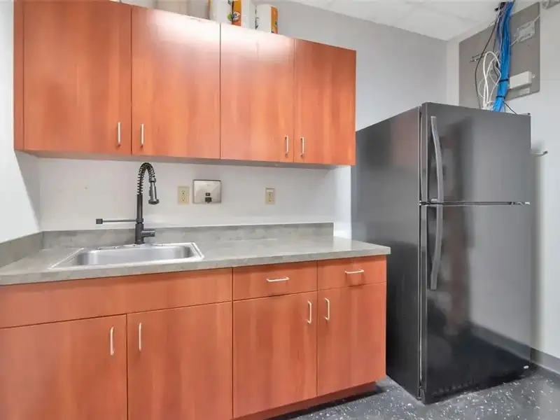 Office Condo in Downtown Tampa's Channel District with Parking and Retail Amenities