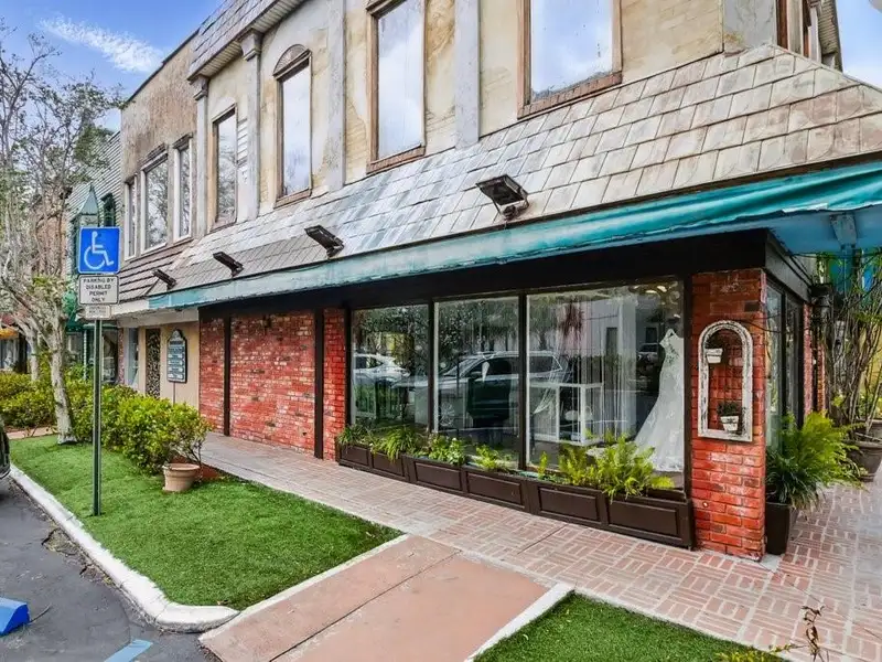 Versatile B-hc Zoned Commercial Property with Office and Retail Space