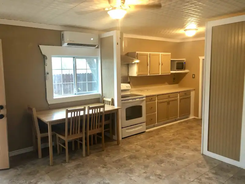 Income-producing Duplex in Ingram, Tx with Positive Cash Flow and Privacy Fencing