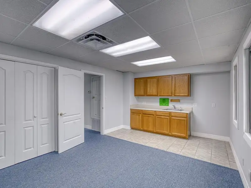 Downtown Pensacola Multi-tenant Office Building with 15,000 Sq Ft of Versatile Space