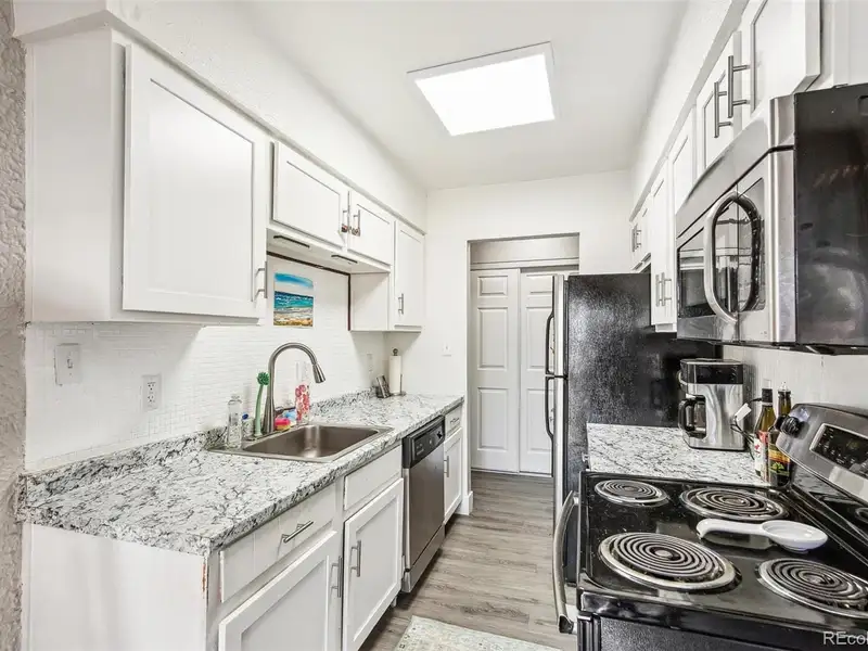 39-unit Multifamily Investment in Capitol Hill, Denver with City and Mountain Views