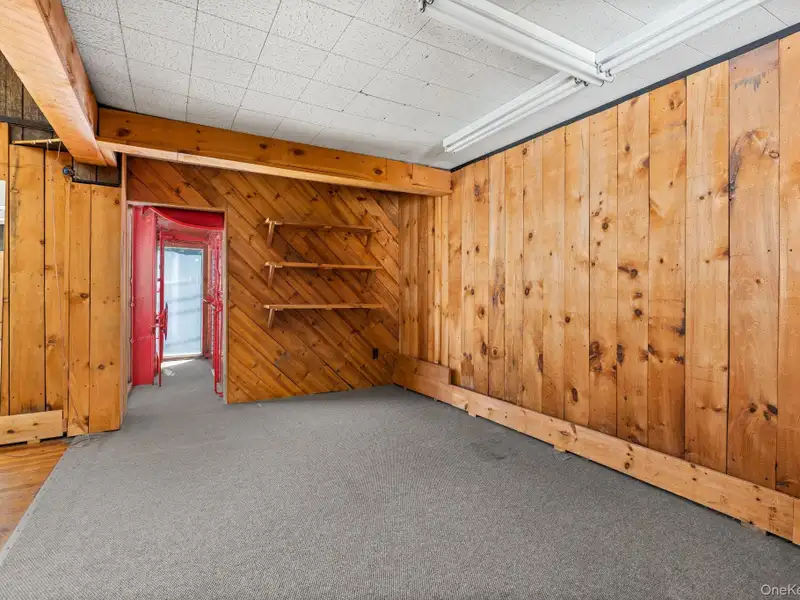 Prime Commercial Property with Restaurant and Retail Space on High-traffic Road