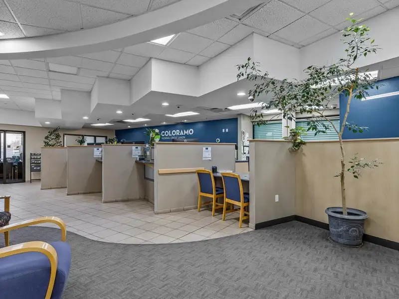 Free-standing 12,360 Sq. Ft. Commercial Building in High-traffic Location