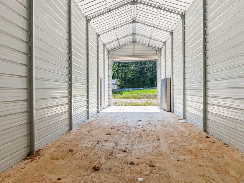 14' X 40' Dry Storage Unit Near Lake Martin with Customization Potential