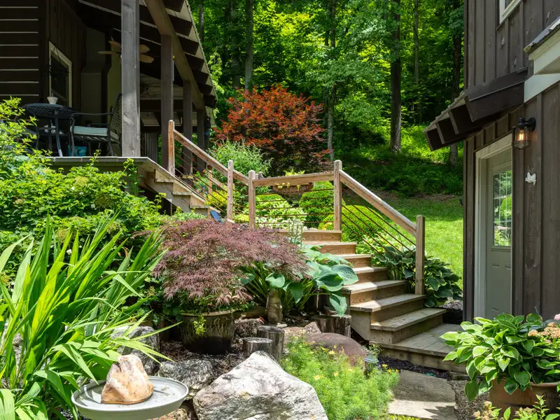 Serene 5.81-acre Retreat with Pavilion, Barn, Home, and Bold Creek Access