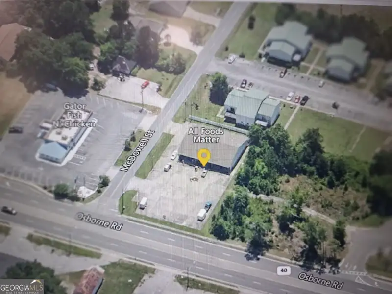 Commercial Income Property on Highway 40 in St. Marys, Ga - 3 Units, 4440 Sq Ft