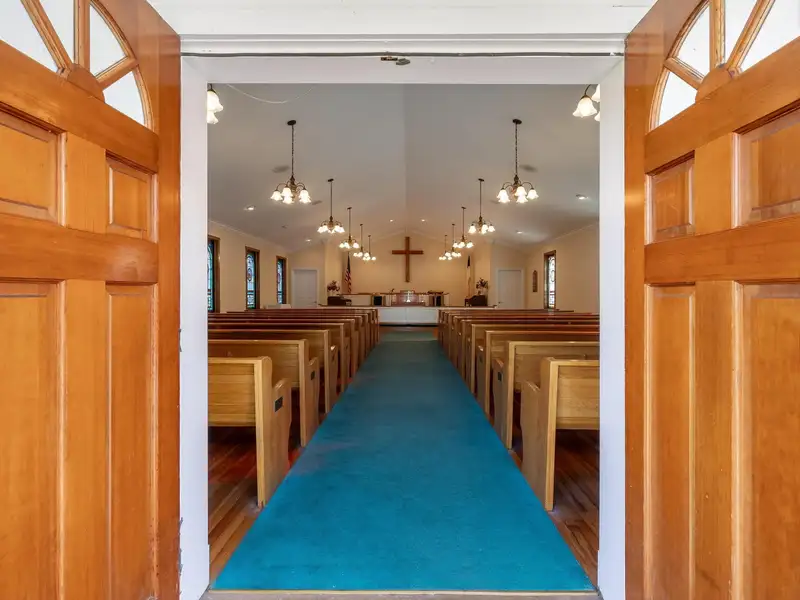 Historic Former Methodist Church in Mcminn County with Stained Glass and Southern Charm