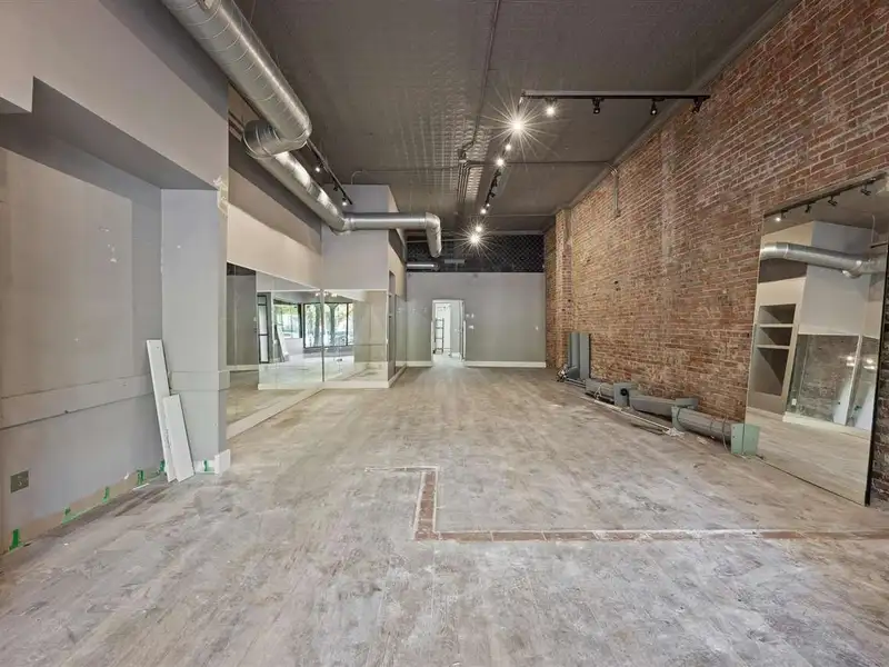 Turn-key Commercial Space for Lease in Downtown Iowa City, 1,900 Sf with Hood and Coolers