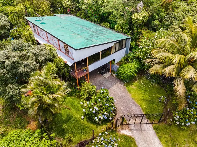Celeste Mountain Lodge: 17-acre Eco-lodge with Rainforest Reserve in Costa Rica