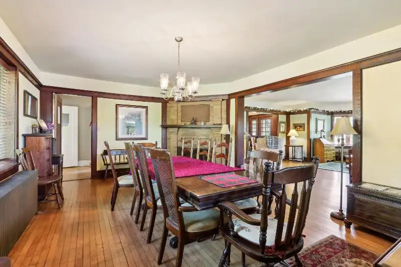 Turnkey B&b and Event Center in Wisconsin Dells with 17 Guest Suites