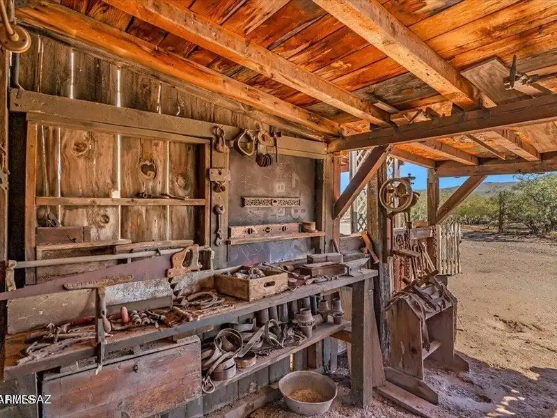 Unique Old West Movie Set and Museum in Gammons Gulch