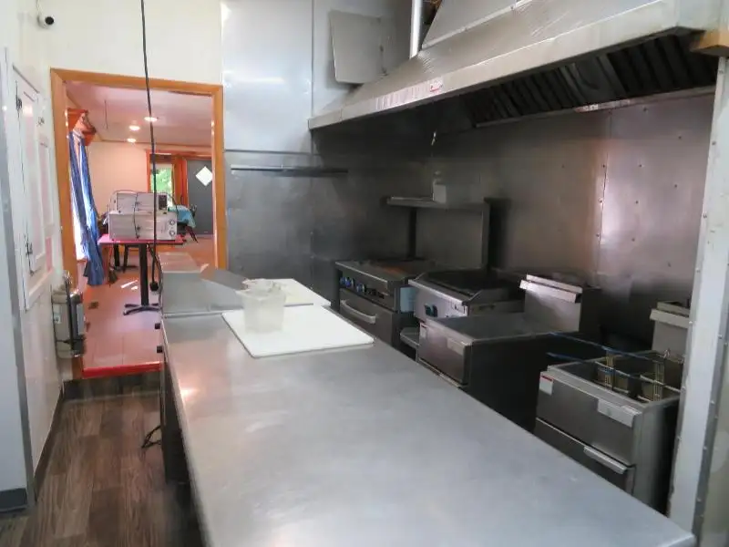 Turnkey Bar/restaurant with 2-bedroom Apartment and Development Potential in Northwoods