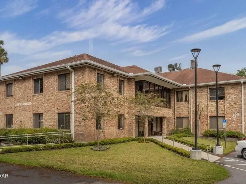 Renovated Medical Suite in Granada Oaks Building, Ormond Beach - 1632 Sf Turnkey Opportunity