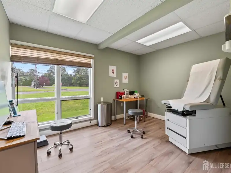 First-floor Medical/professional Office Condo for Sale/lease on Route 130