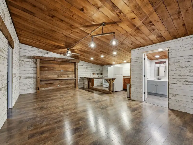 Multi-tenant Commercial Condos for Sale or Lease in Prime Location