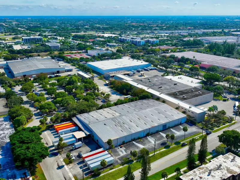 Deerfield Beach Office and Warehouse Space for Lease, 1286 Sq. Ft. Office, 47,604 Sq. Ft. Warehouse