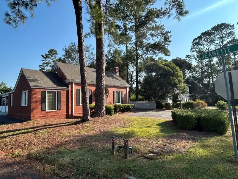 Office Building Adjacent to Valdosta State University with Ample Parking and Private Offices